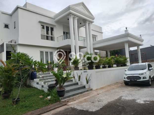 Ready to Use! Luxury House LT 710m2 Desain Elegan di Legenda Wisata Ready to Use! Luxury House LT 710m2 Desain Elegan di Legenda Wisata