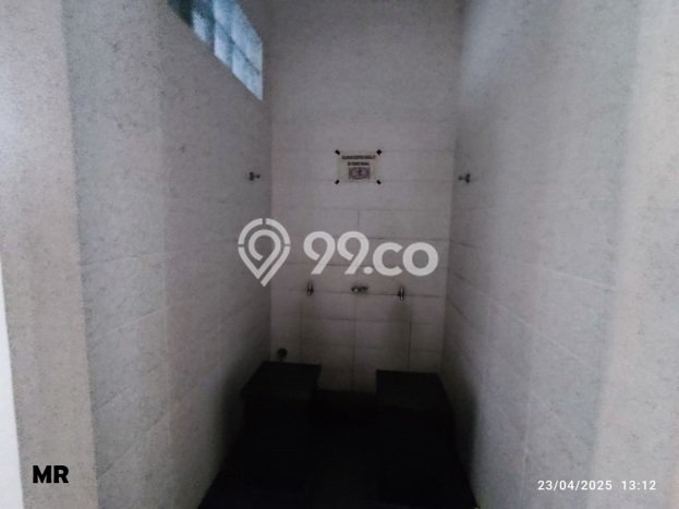 Dijual Rumah Luas Elegan Dengan View Eksklusif di Kota Wisata, Jakarta Timur Dijual Rumah Luas Elegan Dengan View Eksklusif di Kota Wisata, Jakarta Timur
