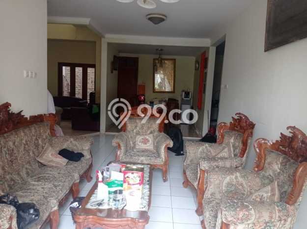 Jual Rumah Mewah Megah Dengan View Eksklusif di Kota Wisata, Jakarta Timur Jual Rumah Mewah Megah Dengan View Eksklusif di Kota Wisata, Jakarta Timur