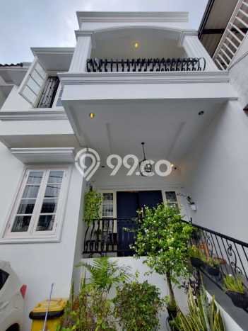 Rumah Eksklusif Dijual LT 100m2 di Cilandak, Jakarta Selatan Rumah Eksklusif Dijual LT 100m2 di Cilandak, Jakarta Selatan