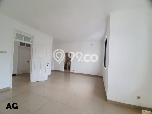For Sale! Luxury House LT 504m2 Desain Elegan di Citra Grand For Sale! Luxury House LT 504m2 Desain Elegan di Citra Grand