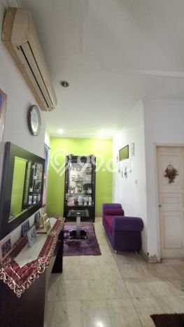 For Sale Hunian Rumah Terawat 1 Kamar di Kota Wisata, Jakarta Timur For Sale Hunian Rumah Terawat 1 Kamar di Kota Wisata, Jakarta Timur