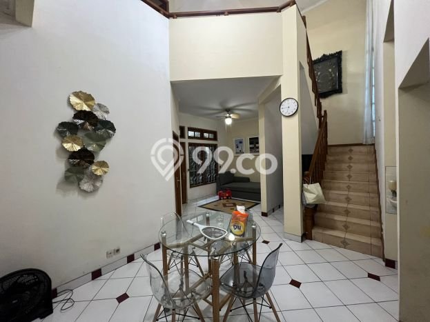 Rumah Minimalis 5 Kamar LT 150m2 di Cibubur Rumah Minimalis 5 Kamar LT 150m2 di Cibubur