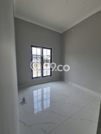 BEST DEAL! Rumah Nyaman area Makassar, Luas 135m² LB 165m² BEST DEAL! Rumah Nyaman area Makassar, Luas 135m² LB 165m²