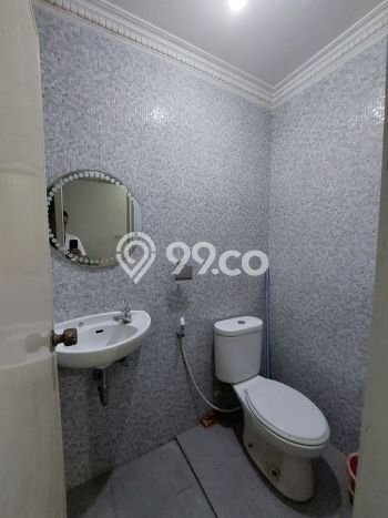 AREA KOMERSIAL! Ruko di Rappocini, Luas 180m², Akses Utama AREA KOMERSIAL! Ruko di Rappocini, Luas 180m², Akses Utama