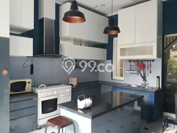 KESEMPATAN TERBAIK! Rumah Asri area Hertasning, Luas 200m² Bangunan 300m² KESEMPATAN TERBAIK! Rumah Asri area Hertasning, Luas 200m² Bangunan 300m²