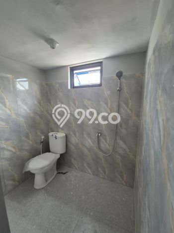BEST DEAL! Rumah Nyaman area Makassar, Luas 135m² LB 165m² BEST DEAL! Rumah Nyaman area Makassar, Luas 135m² LB 165m²
