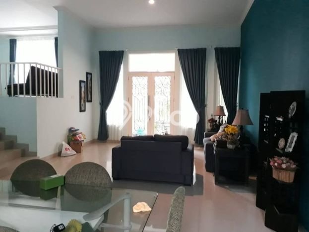 KESEMPATAN TERBAIK! Rumah Asri area Hertasning, Luas 200m² Bangunan 300m² KESEMPATAN TERBAIK! Rumah Asri area Hertasning, Luas 200m² Bangunan 300m²