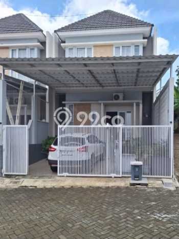 Rumah Modern Cantik 3 Kamar Siap Huni di Banyumanik Rumah Modern Cantik 3 Kamar Siap Huni di Banyumanik