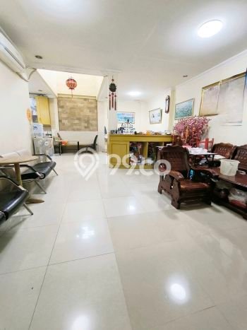 Rumah Eksklusif Dijual LT 214m2 di Penjaringan, Jakarta Utara Rumah Eksklusif Dijual LT 214m2 di Penjaringan, Jakarta Utara