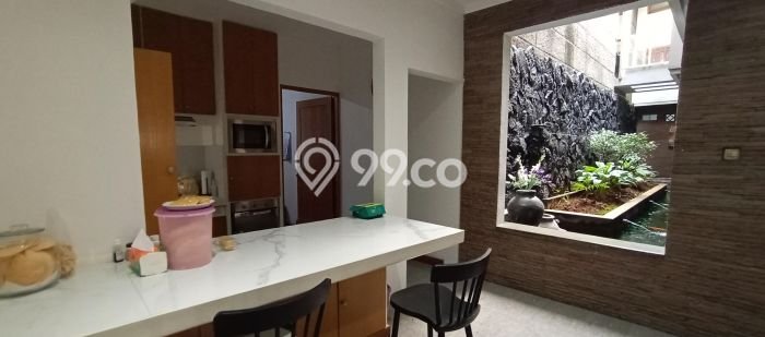 For Sale! Premium House LT 350m2 Desain Modern di Kemanggisan For Sale! Premium House LT 350m2 Desain Modern di Kemanggisan