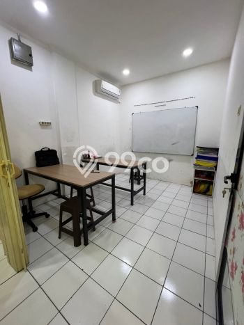 Ruko Dijual di Jakarta Utara LT 60m2 & LB 215m2 Lokasi Terbaik! Ruko Dijual di Jakarta Utara LT 60m2 & LB 215m2 Lokasi Terbaik!