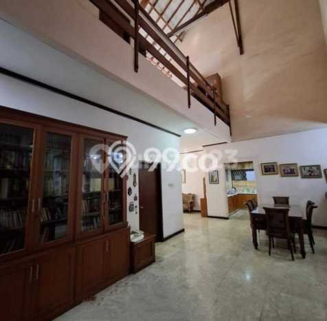 KESEMPATAN TERBAIK! Rumah Asri di Tawakal, LT 446m² LB 300m² KESEMPATAN TERBAIK! Rumah Asri di Tawakal, LT 446m² LB 300m²
