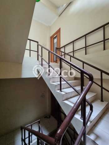 Ruko Dijual di Jakarta Selatan LT 125m2 & LB 320m2 Lokasi Terbaik! Ruko Dijual di Jakarta Selatan LT 125m2 & LB 320m2 Lokasi Terbaik!