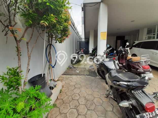 Hunian Mewah LB 1363m2 Siap Pakai Desain Elegan di Kemanggisan, Jakarta Barat Hunian Mewah LB 1363m2 Siap Pakai Desain Elegan di Kemanggisan, Jakarta Barat