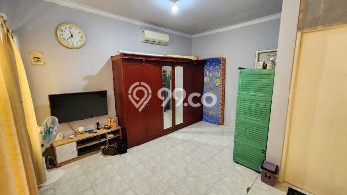 Rumah Modern 5 KT di Cengkareng Barat Jakarta Barat Unfurnished Rumah Modern 5 KT di Cengkareng Barat Jakarta Barat Unfurnished