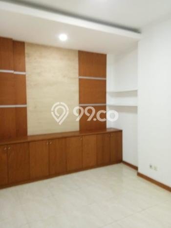 Ruko Dijual di Prime Area Jakarta Selatan Luas 626m2 Ruko Dijual di Prime Area Jakarta Selatan Luas 626m2