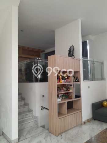 Ready to Use! Premium House LT 225m2 Desain Elegan di Cengkareng Barat Ready to Use! Premium House LT 225m2 Desain Elegan di Cengkareng Barat