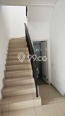 Disewakan! Rumah 4 Kamar Tidur &
4 Kamar Mandi di Green Lake City, Jakarta Barat Disewakan! Rumah 4 Kamar Tidur &
4 Kamar Mandi di Green Lake City, Jakarta Barat