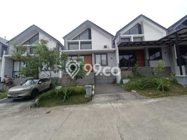 Rumah di , Dekat Mall, 2 KT Rumah di , Dekat Mall, 2 KT