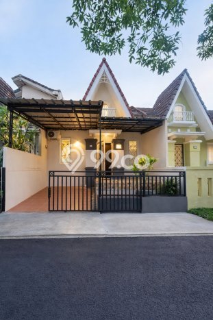 Disewakan! Rumah 2 Kamar Tidur &
1 Kamar Mandi di Sentul City, Bogor Disewakan! Rumah 2 Kamar Tidur &
1 Kamar Mandi di Sentul City, Bogor
