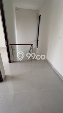 Disewakan! Rumah 4 Kamar Tidur &
4 Kamar Mandi di Sentul City, Bogor Disewakan! Rumah 4 Kamar Tidur &
4 Kamar Mandi di Sentul City, Bogor