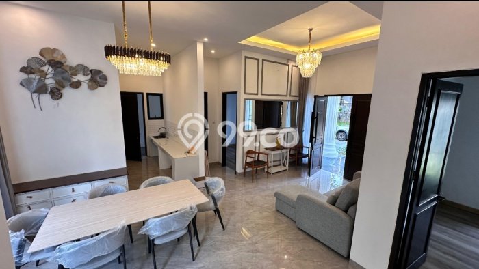 For Sale! Premium House LT 224m2 Desain Elegan di Sentul City For Sale! Premium House LT 224m2 Desain Elegan di Sentul City