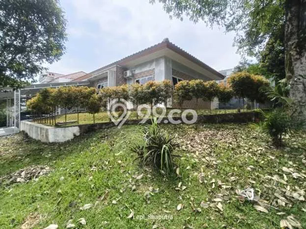 Rumah Elit LB 140m2 Siap Huni Desain Elegan di Sentul City, Bogor Rumah Elit LB 140m2 Siap Huni Desain Elegan di Sentul City, Bogor