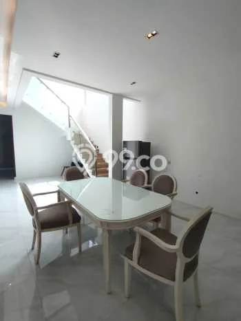 Sewa Rumah Murah di Sentul City Bogor dengan 4 KT Sewa Rumah Murah di Sentul City Bogor dengan 4 KT