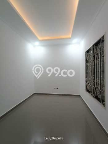 Rumah Luas Asri 4 KT Siap Huni di Sentul City Bogor Rumah Luas Asri 4 KT Siap Huni di Sentul City Bogor