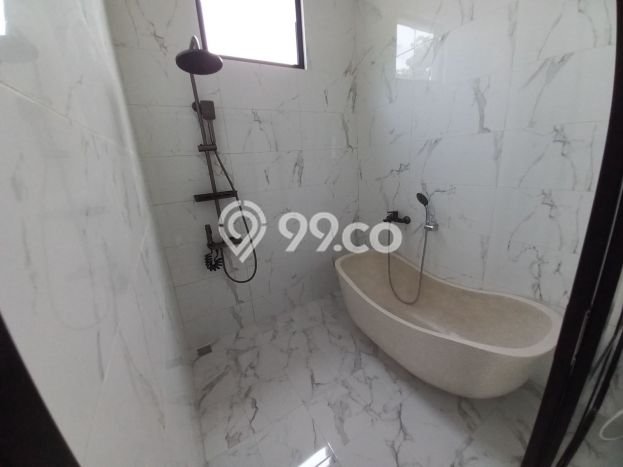Ready to Use! Luxury House LT 264m2 Desain Modern di Sentul City Ready to Use! Luxury House LT 264m2 Desain Modern di Sentul City