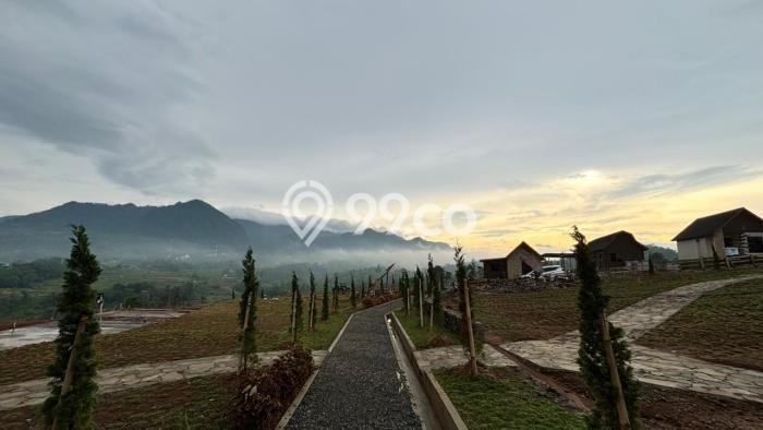 Tanah Dijual Area Strategis di Sentul City Bogor 100m2 Tanah Dijual Area Strategis di Sentul City Bogor 100m2