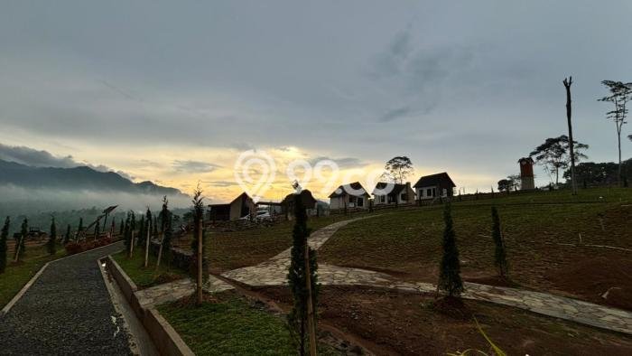 Tanah Dijual Area Strategis di Sentul City Bogor 100m2 Tanah Dijual Area Strategis di Sentul City Bogor 100m2