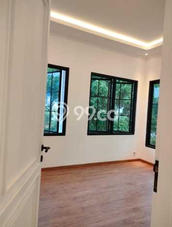 Ready to Use! Luxury House LT 147m2 Desain Elegan di Sentul City Ready to Use! Luxury House LT 147m2 Desain Elegan di Sentul City