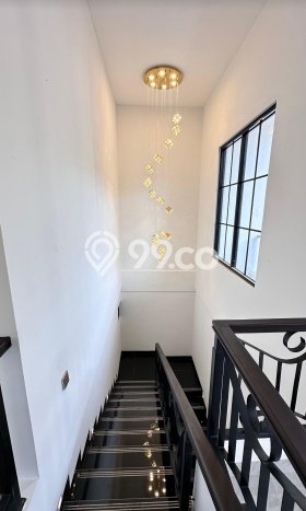 For Sale! Premium House LT 224m2 Desain Elegan di Sentul City For Sale! Premium House LT 224m2 Desain Elegan di Sentul City