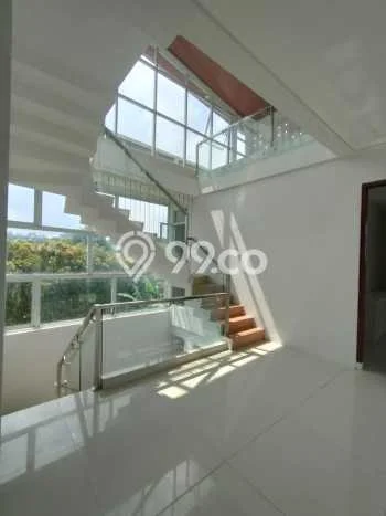Sewa Rumah Murah di Sentul City Bogor dengan 4 KT Sewa Rumah Murah di Sentul City Bogor dengan 4 KT