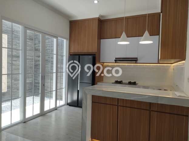 Ready to Use! Luxury House LT 147m2 Desain Elegan di Sentul City Ready to Use! Luxury House LT 147m2 Desain Elegan di Sentul City