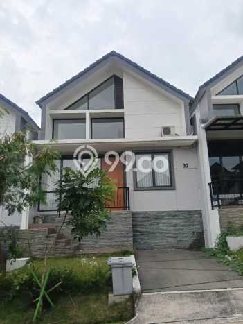 Rumah di , Dekat Mall, 2 KT Rumah di , Dekat Mall, 2 KT