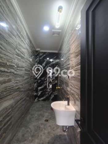 For Sale! Luxury House LT 346m2 Desain Modern di Sentul City For Sale! Luxury House LT 346m2 Desain Modern di Sentul City