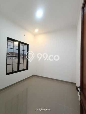 Rumah Luas Asri 4 KT Siap Huni di Sentul City Bogor Rumah Luas Asri 4 KT Siap Huni di Sentul City Bogor