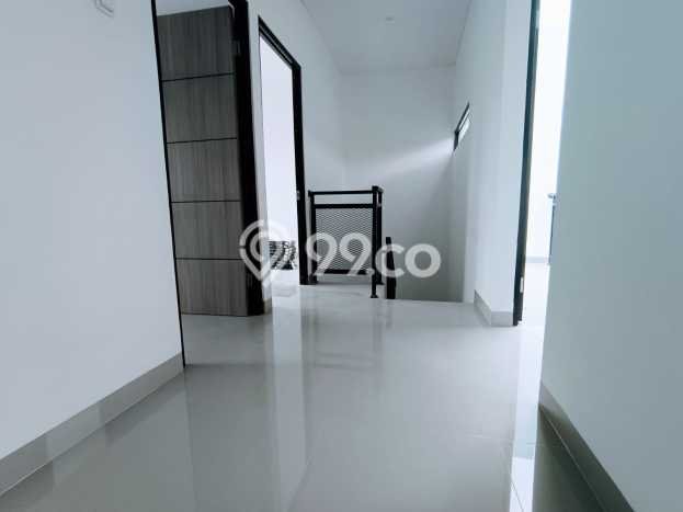 Dijual Hunian Rumah Terawat 3 Kamar di Cinangka, Depok Dijual Hunian Rumah Terawat 3 Kamar di Cinangka, Depok