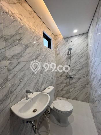 Jual Rumah Strategis Bagus Punya 4 KT di Limo Depok SHM Jual Rumah Strategis Bagus Punya 4 KT di Limo Depok SHM