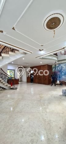 Rumah Luxury Modern Tanpa Renovasi di Rempoa Ciputat Timur Jakarta Selatan Rumah Luxury Modern Tanpa Renovasi di Rempoa Ciputat Timur Jakarta Selatan