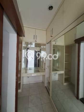 Dijual Hunian Rumah Nyaman 4 KT di Sektor 9-Bintaro, Tangerang Selatan Dijual Hunian Rumah Nyaman 4 KT di Sektor 9-Bintaro, Tangerang Selatan