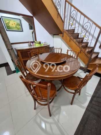 Disewakan! Rumah 5 Kamar Tidur &
4 Kamar Mandi di Sektor 2 - Bintaro, Jakarta Selatan Disewakan! Rumah 5 Kamar Tidur &
4 Kamar Mandi di Sektor 2 - Bintaro, Jakarta Selatan