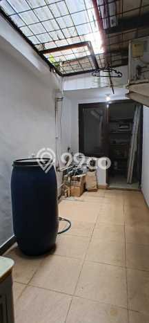 For Sale Rumah 5 Kamar Lokasi Strategis Nyaman dan Strategis di Ciputat For Sale Rumah 5 Kamar Lokasi Strategis Nyaman dan Strategis di Ciputat