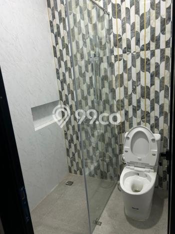Jual Rumah Bagus Siap Huni LB 188m2 di Karang Tengah, Tangerang Jual Rumah Bagus Siap Huni LB 188m2 di Karang Tengah, Tangerang