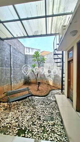 Rumah Elit Modern Siap Huni di Veteran Jakarta Selatan Rumah Elit Modern Siap Huni di Veteran Jakarta Selatan