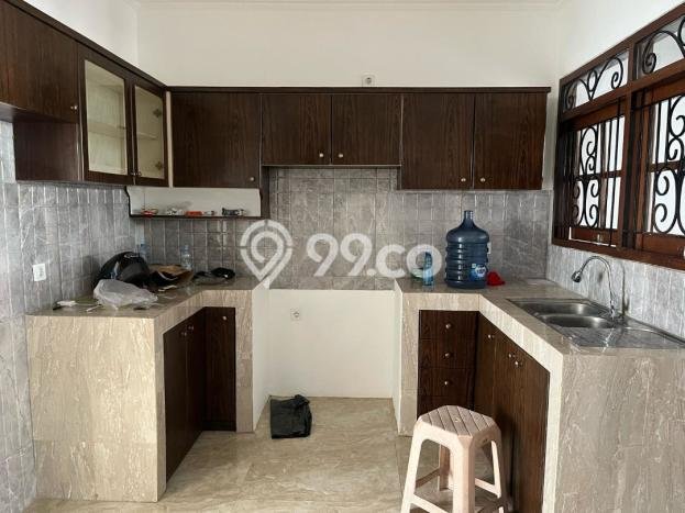 Rumah Luxury Modern Tanpa Renovasi di Bintaro Tangerang Selatan Rumah Luxury Modern Tanpa Renovasi di Bintaro Tangerang Selatan