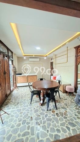 Disewakan Rumah Murah di Sektor 1 - Bintaro Jakarta Selatan Punya 1 KT Disewakan Rumah Murah di Sektor 1 - Bintaro Jakarta Selatan Punya 1 KT